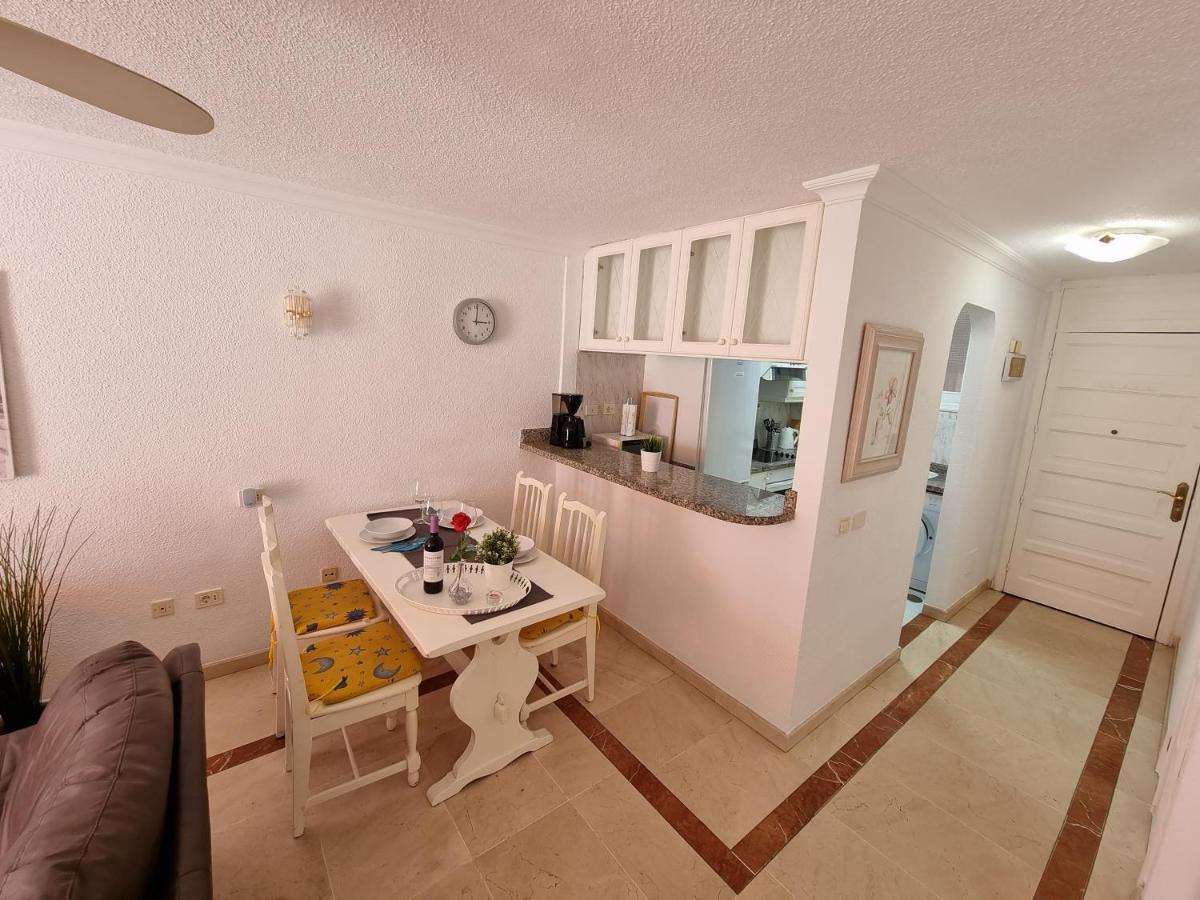 Casa Teide, Ground Floor Apartment Parque Santiago 1, Heated Pool, 100 M To Sea And Beach, Wifi Playa de las Americas  Esterno foto